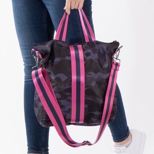 BRAND NEW HAUTE SHORE LOGAN EPIC CROSSBODY TOTE